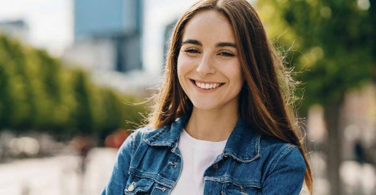 Elstödet för 2023 syftar till att lindra energikostnaderna för hushåll och företag i ljuset av den pågående energikrisen.